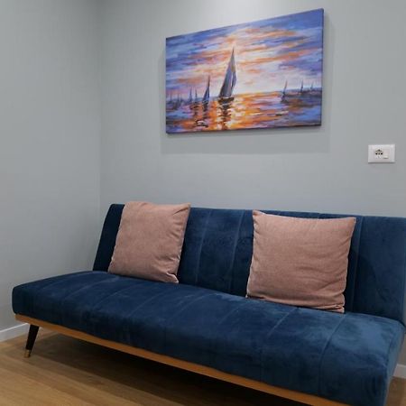 Kristi Apartments 02 Тирана Екстер'єр фото