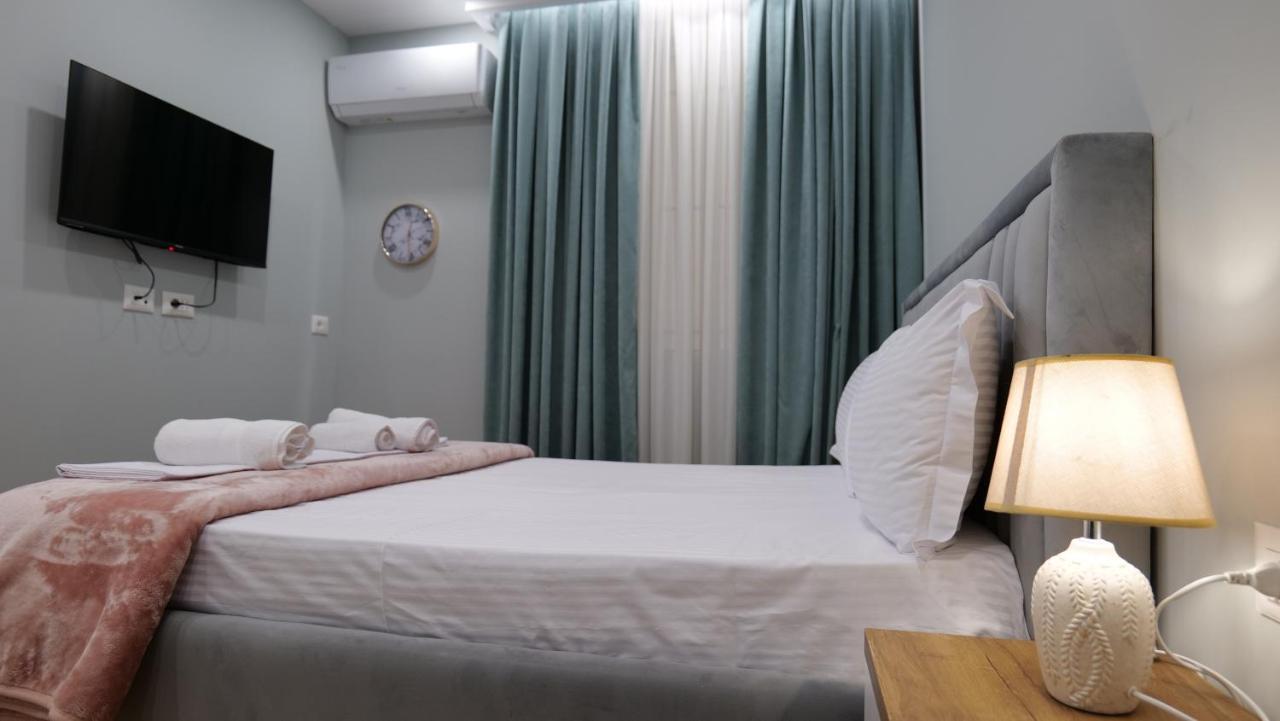 Kristi Apartments 02 Тирана Екстер'єр фото