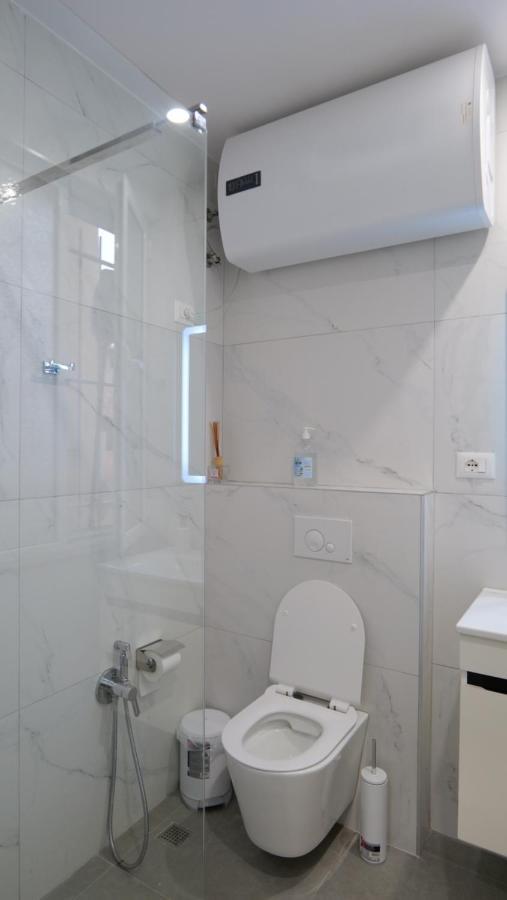 Kristi Apartments 02 Тирана Екстер'єр фото