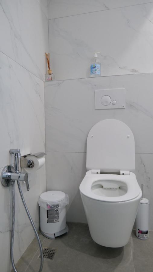 Kristi Apartments 02 Тирана Екстер'єр фото
